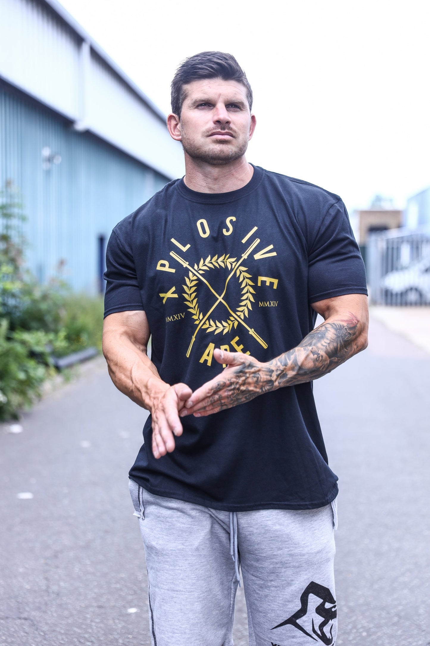 XAPE HONOUR TEE - BLACK